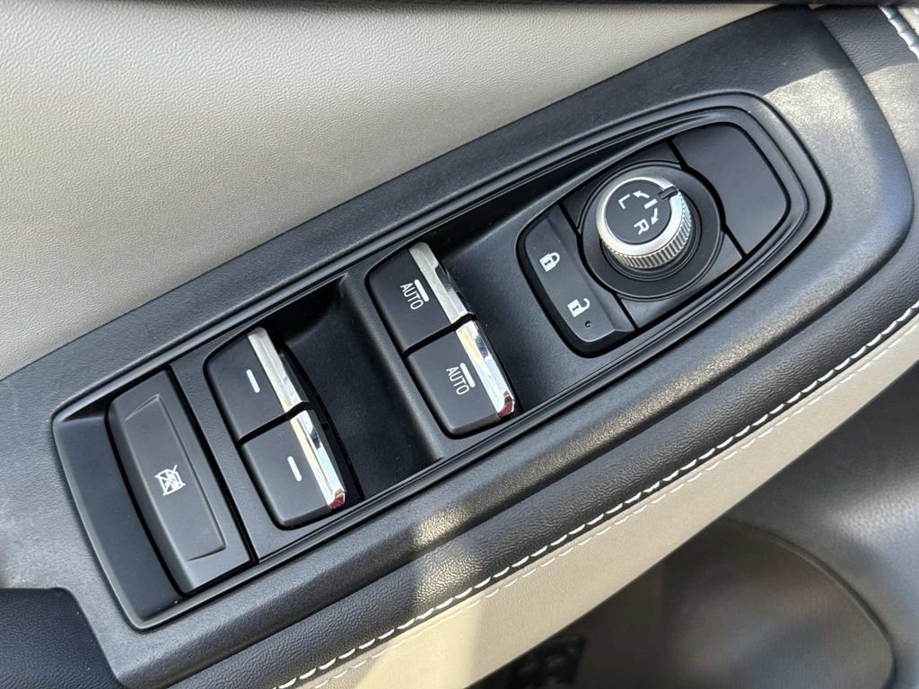 Used 2022 Subaru Forester Limited w/ Popular Package #2 image 23