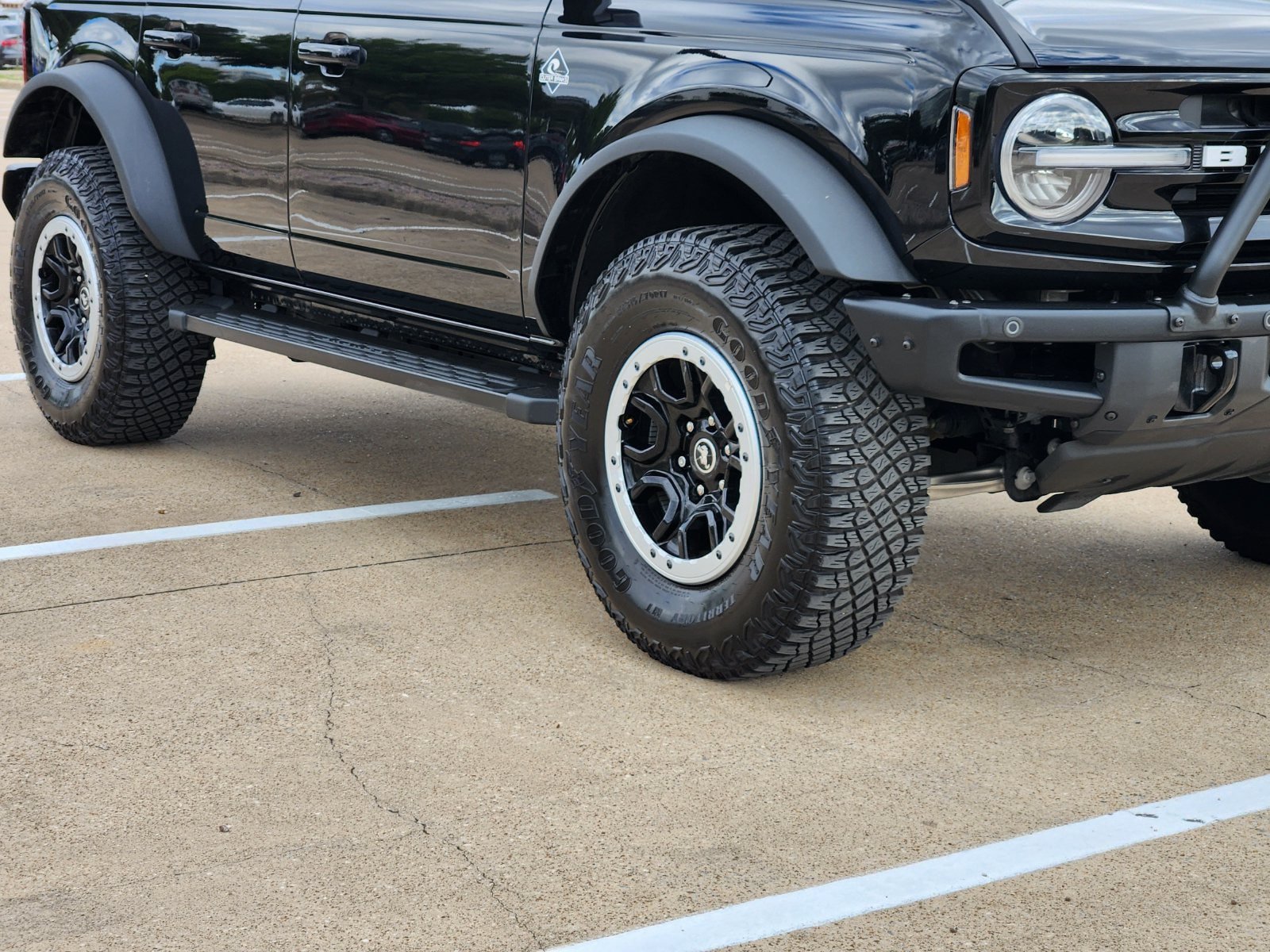 Used 2023 Ford Bronco Outer Banks w/ Sasquatch Package AWD/4WD image 11