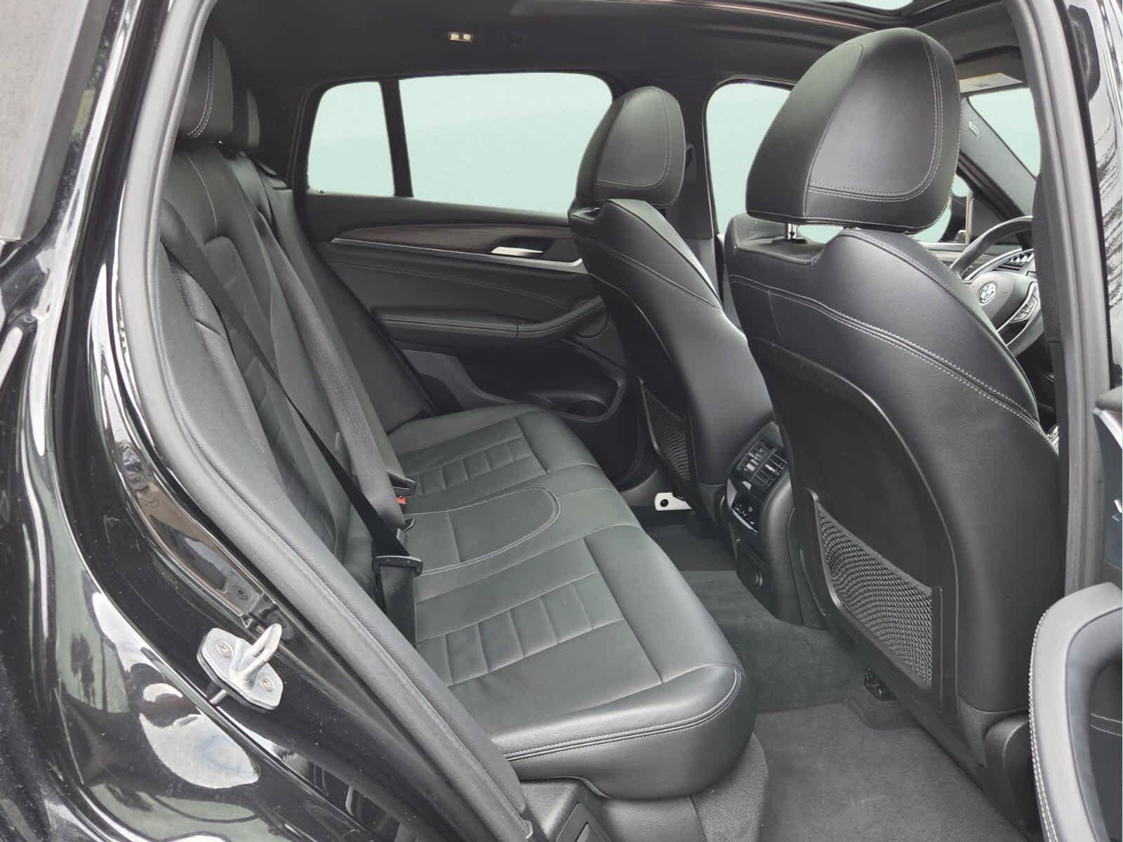 Used 2019 BMW X4 xDrive30i w/ M Sport Package 2 AWD/4WD image 19
