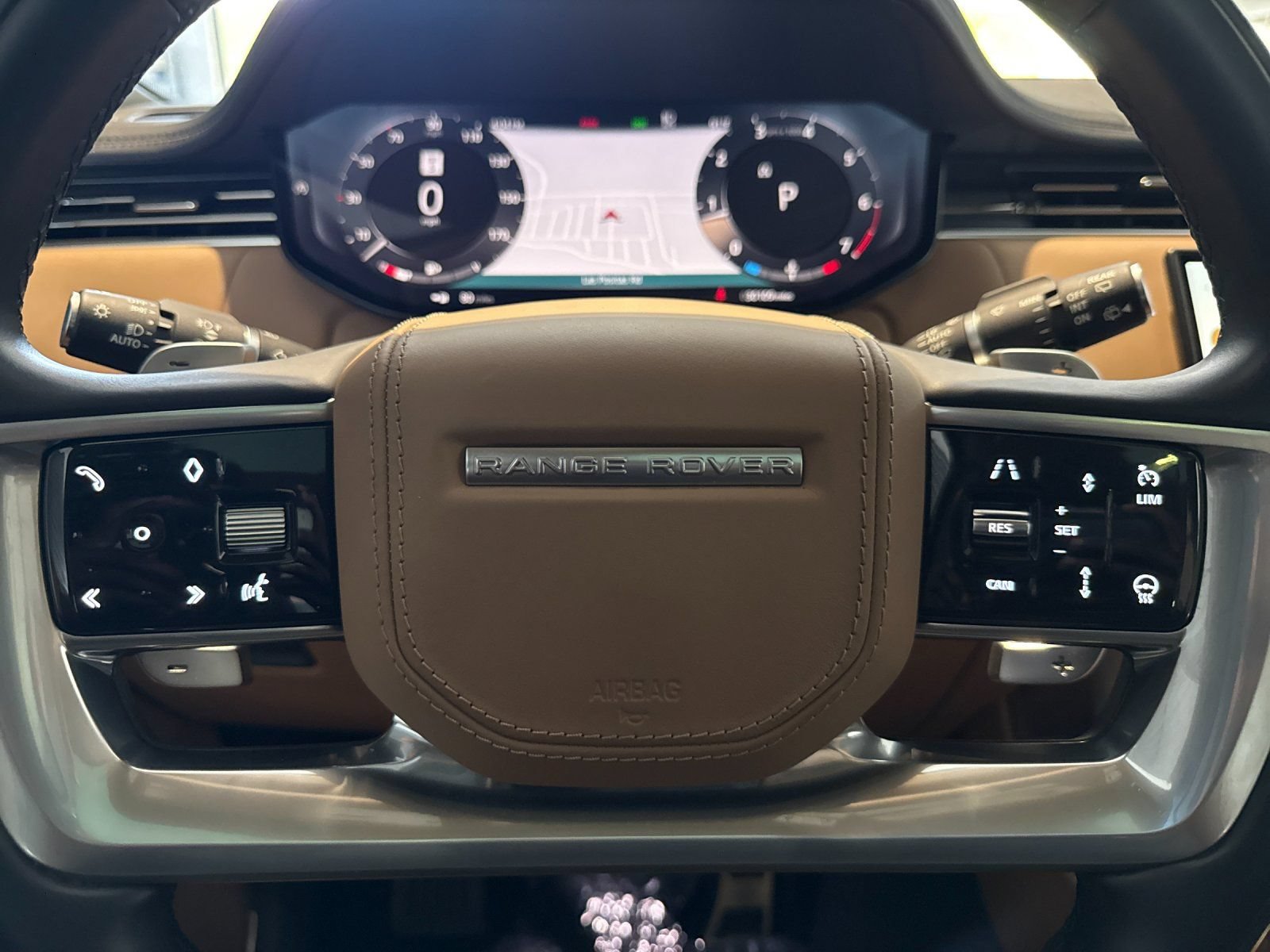 Used 2023 Land Rover Range Rover SE AWD/4WD image 24