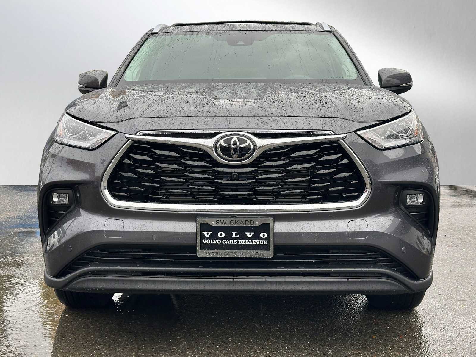 Used 2025 Toyota Highlander Limited image 8