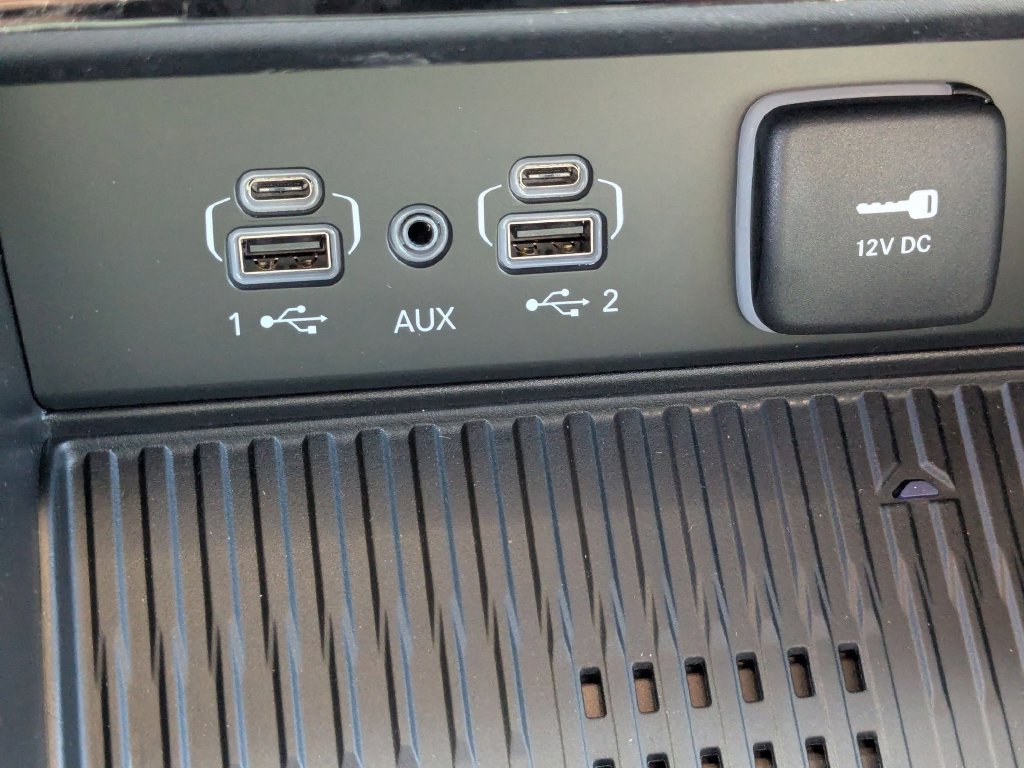 New 2026 Jeep Grand Cherokee Altitude AWD/4WD image 21