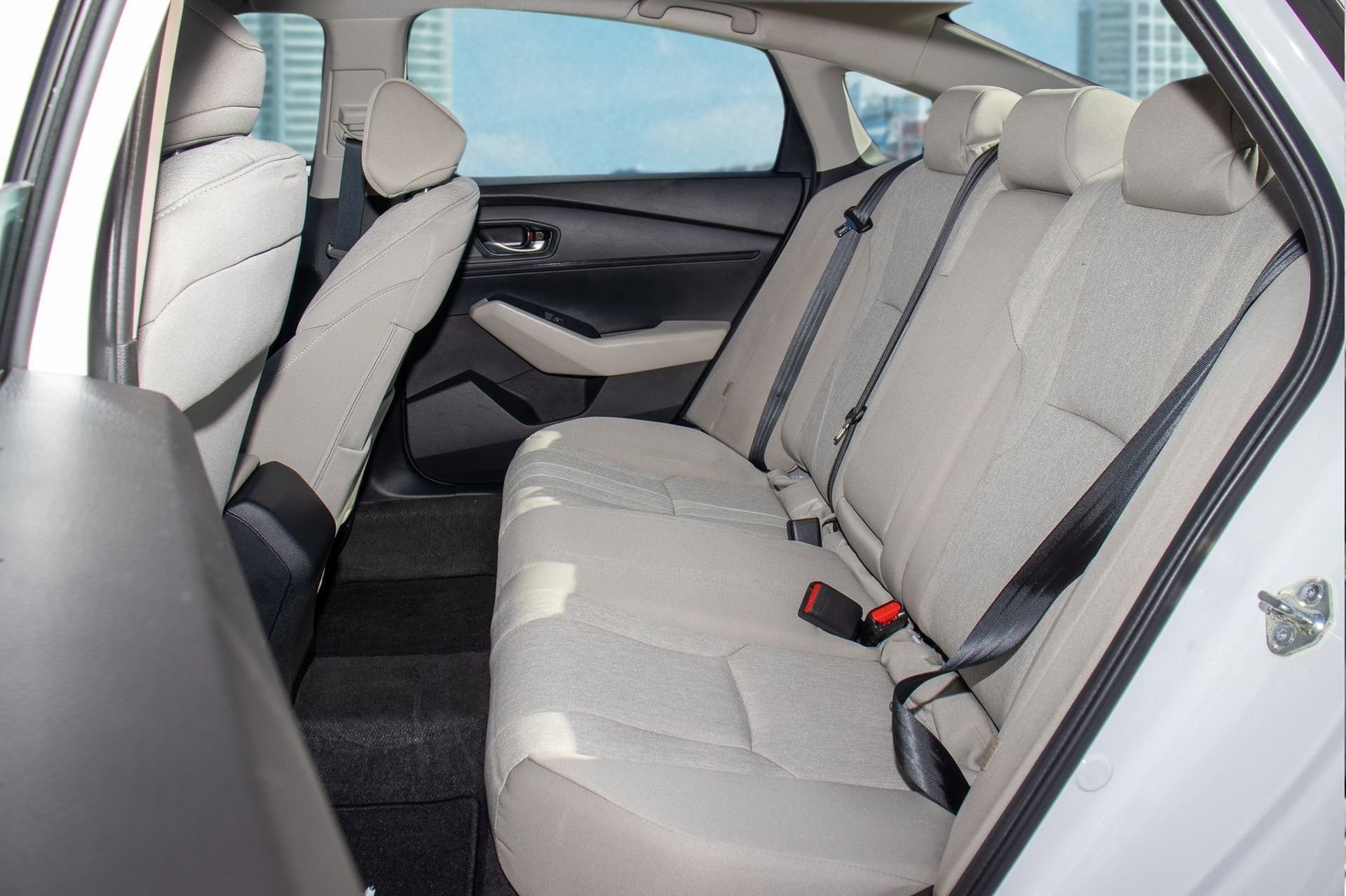 Certified 2024 Honda Accord EX image 17