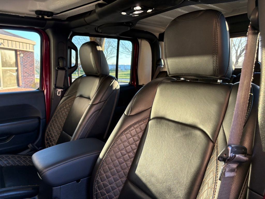 Used 2021 Jeep Gladiator Overland image 21