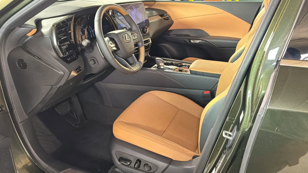 Used 2024 Lexus RX 350 Premium image 21