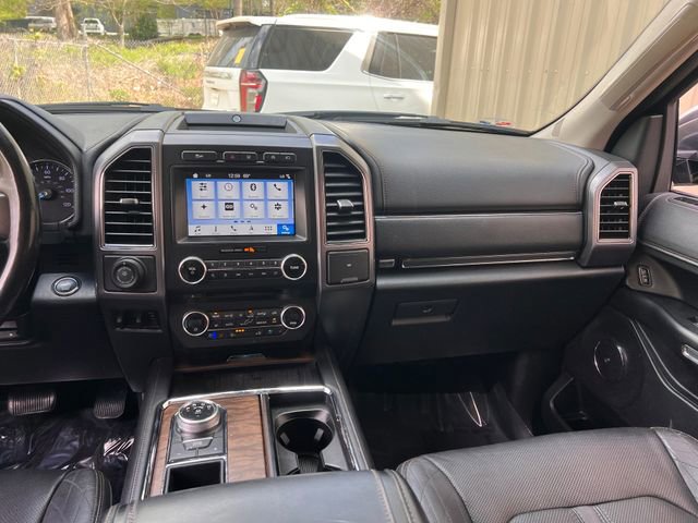 Used 2018 Ford Expedition Max Platinum image 17