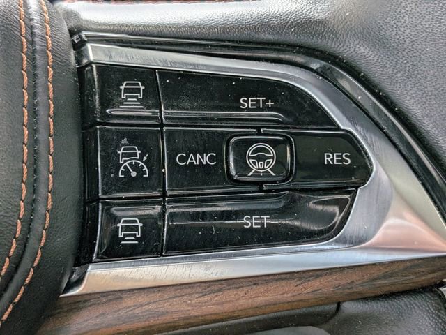 Used 2023 Jeep Grand Cherokee L Summit w/ Advanced Protech Group IV image 18