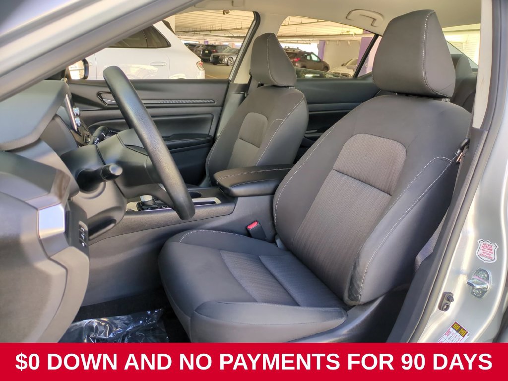 Used 2025 Nissan Altima 2.5 SV FWD image 24