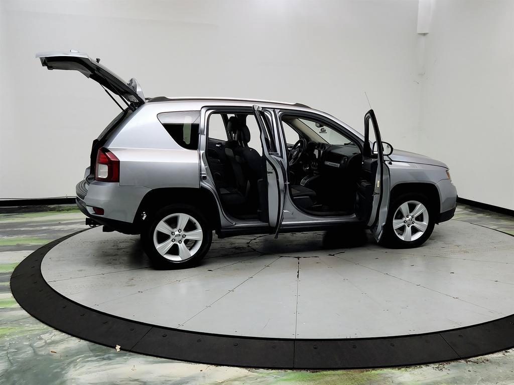 Used 2017 Jeep Compass Sport w/ Power Value Group FWD image 11