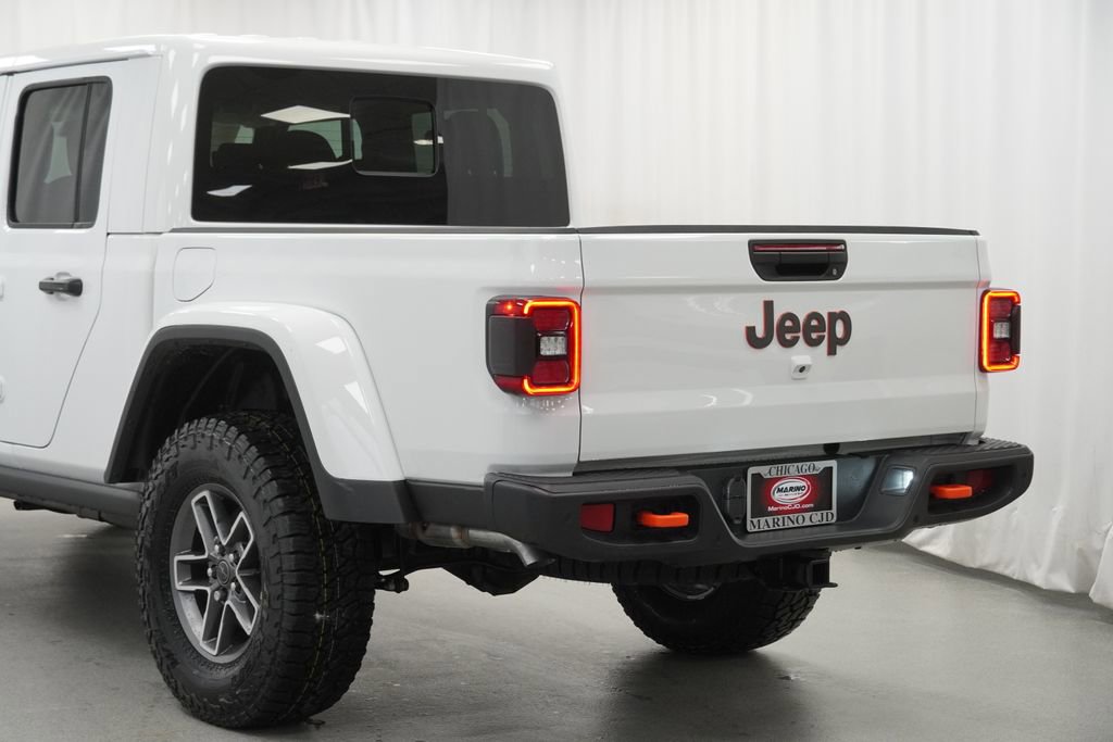 New 2026 Jeep Gladiator Mojave w/ Safety Group AWD/4WD image 12