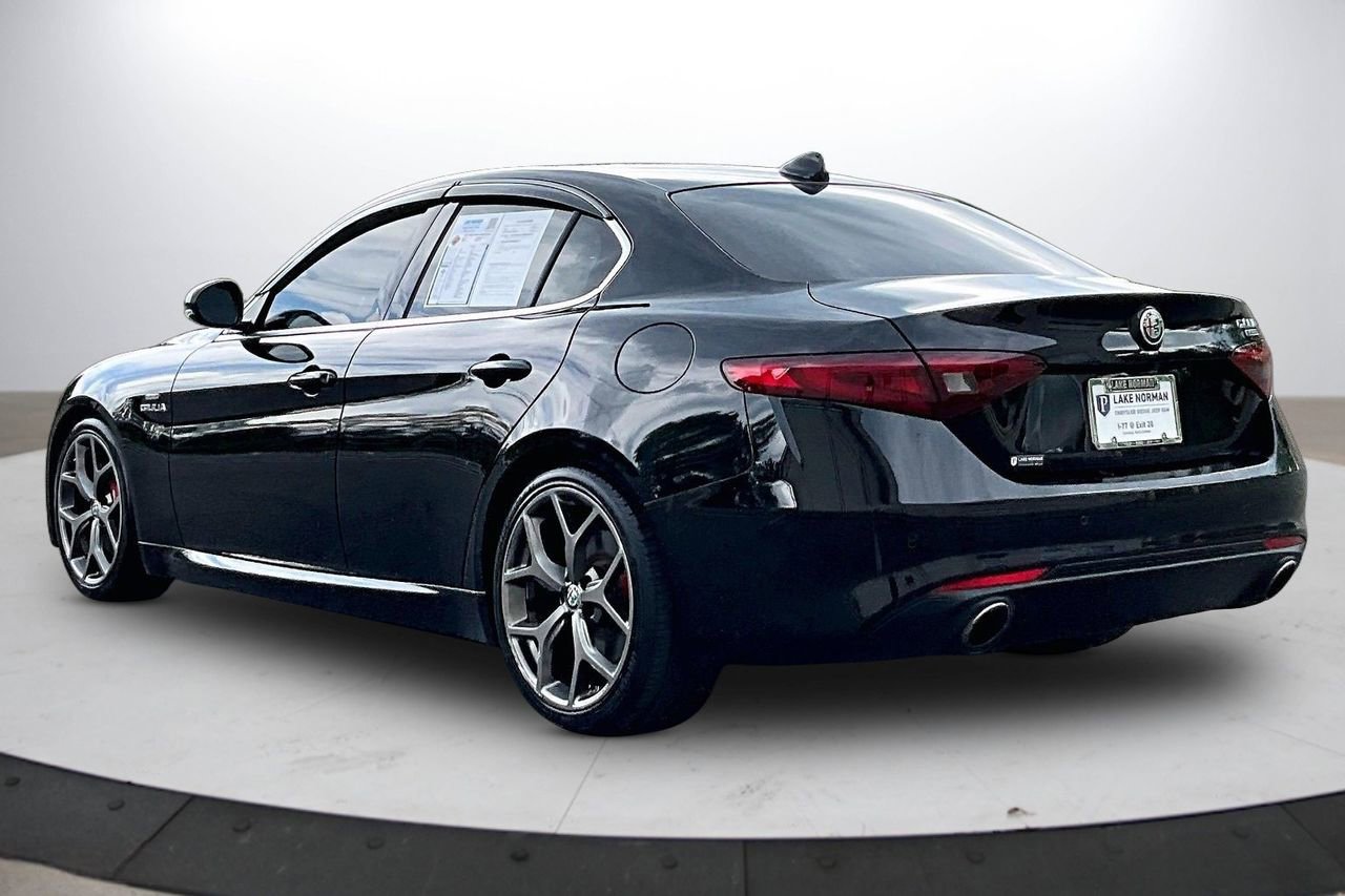 Used 2019 Alfa Romeo Giulia RWD image 7