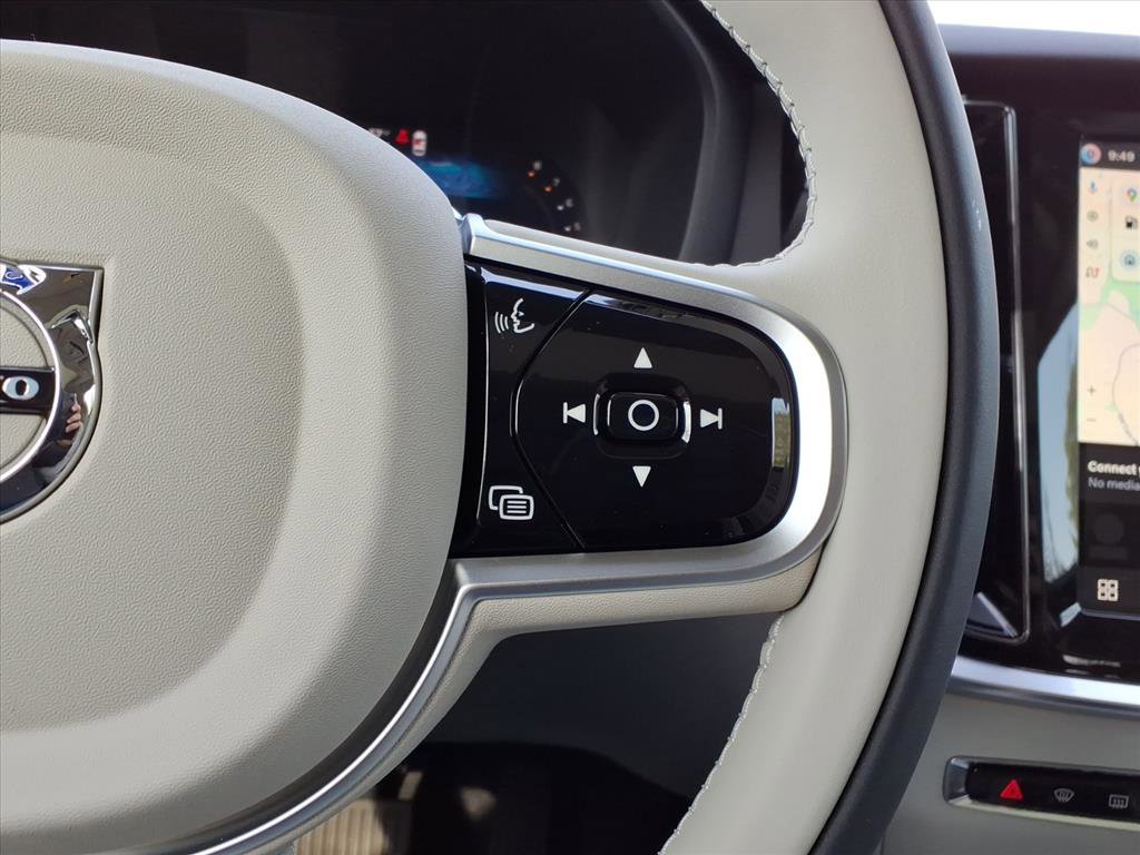 New 2026 Volvo V60 B5 Cross Country Plus w/ Protection Package Premier image 24