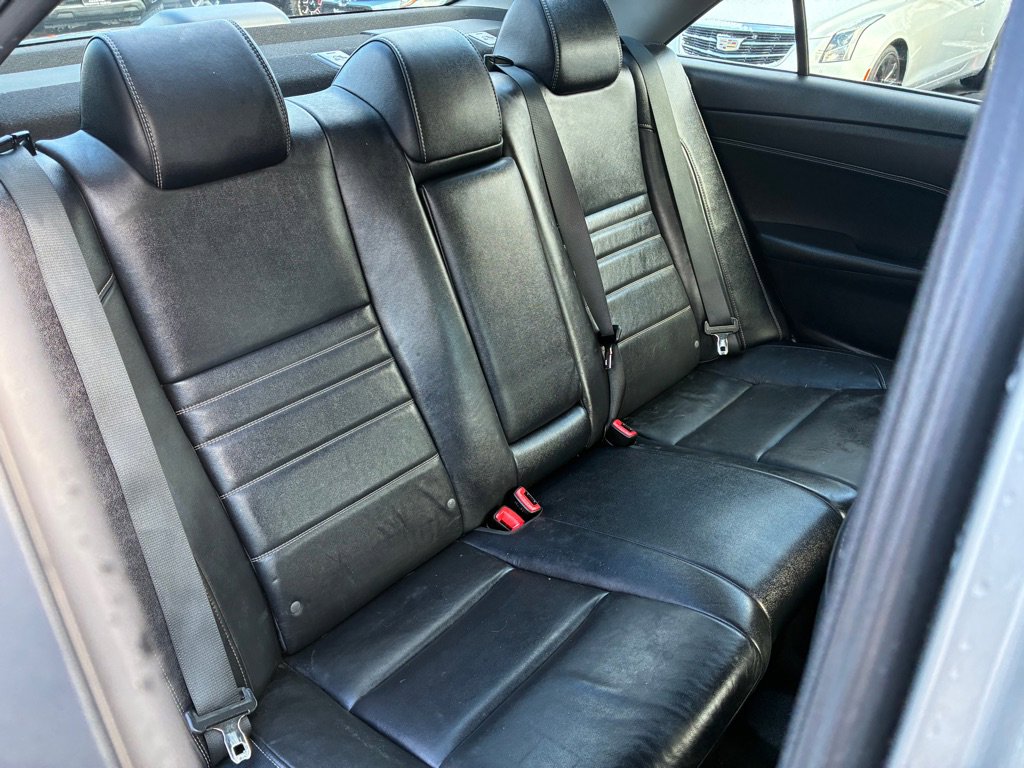 Used 2016 Toyota Camry XLE image 40