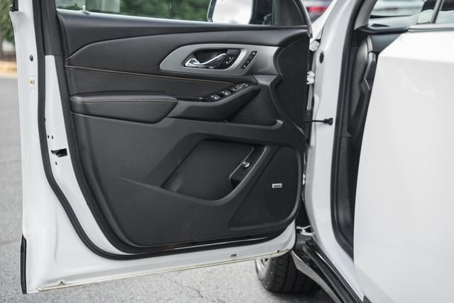 Used 2020 Chevrolet Traverse Premier w/ Redline Edition FWD image 38