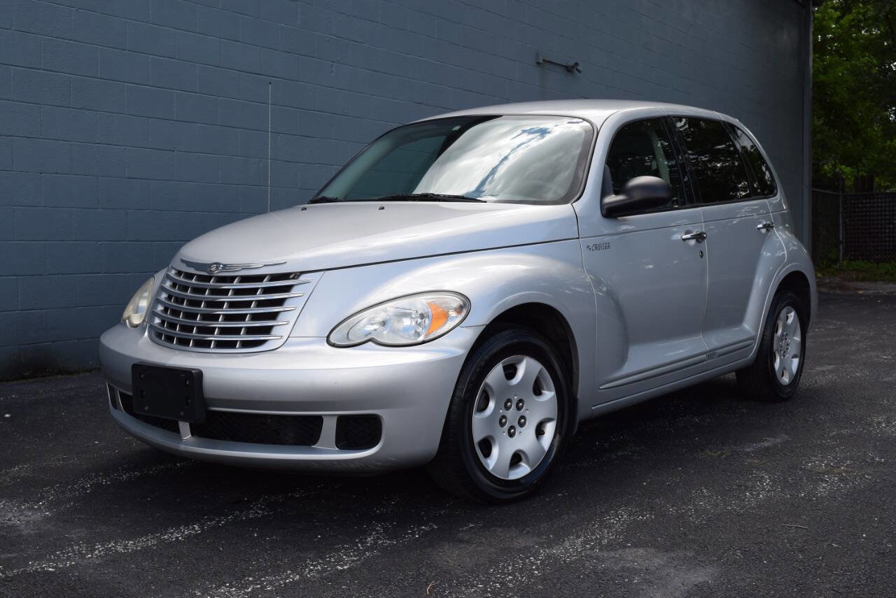 Used 2006 Chrysler PT Cruiser Touring FWD image 1