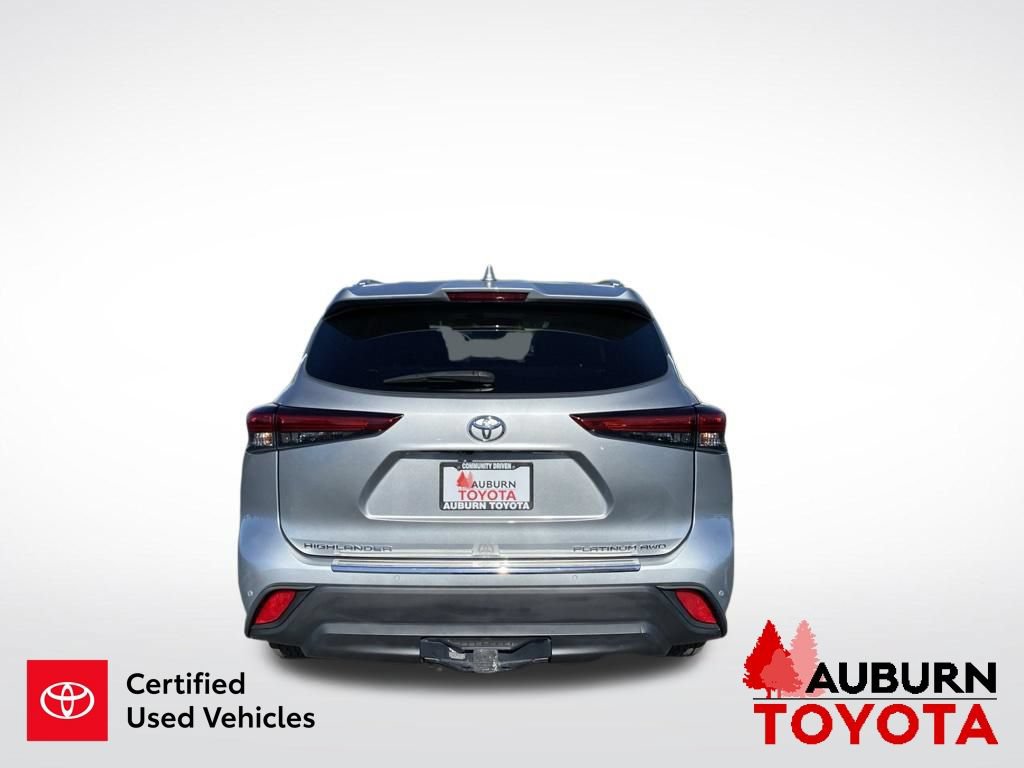 Certified 2020 Toyota Highlander Platinum AWD/4WD image 7