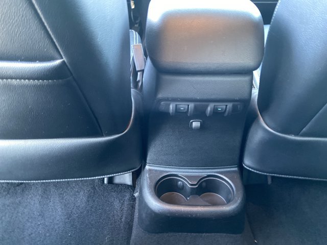 Used 2014 Jeep Wrangler Unlimited Rubicon w/ Connectivity Group AWD/4WD image 44