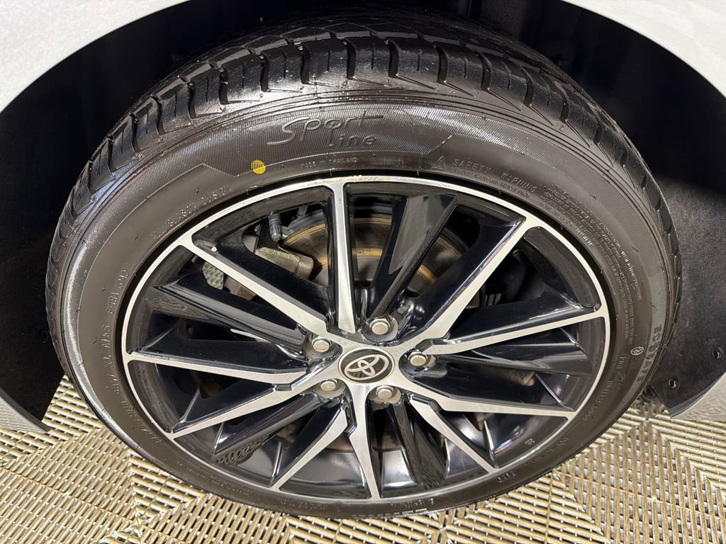 Used 2023 Toyota Camry SE image 17