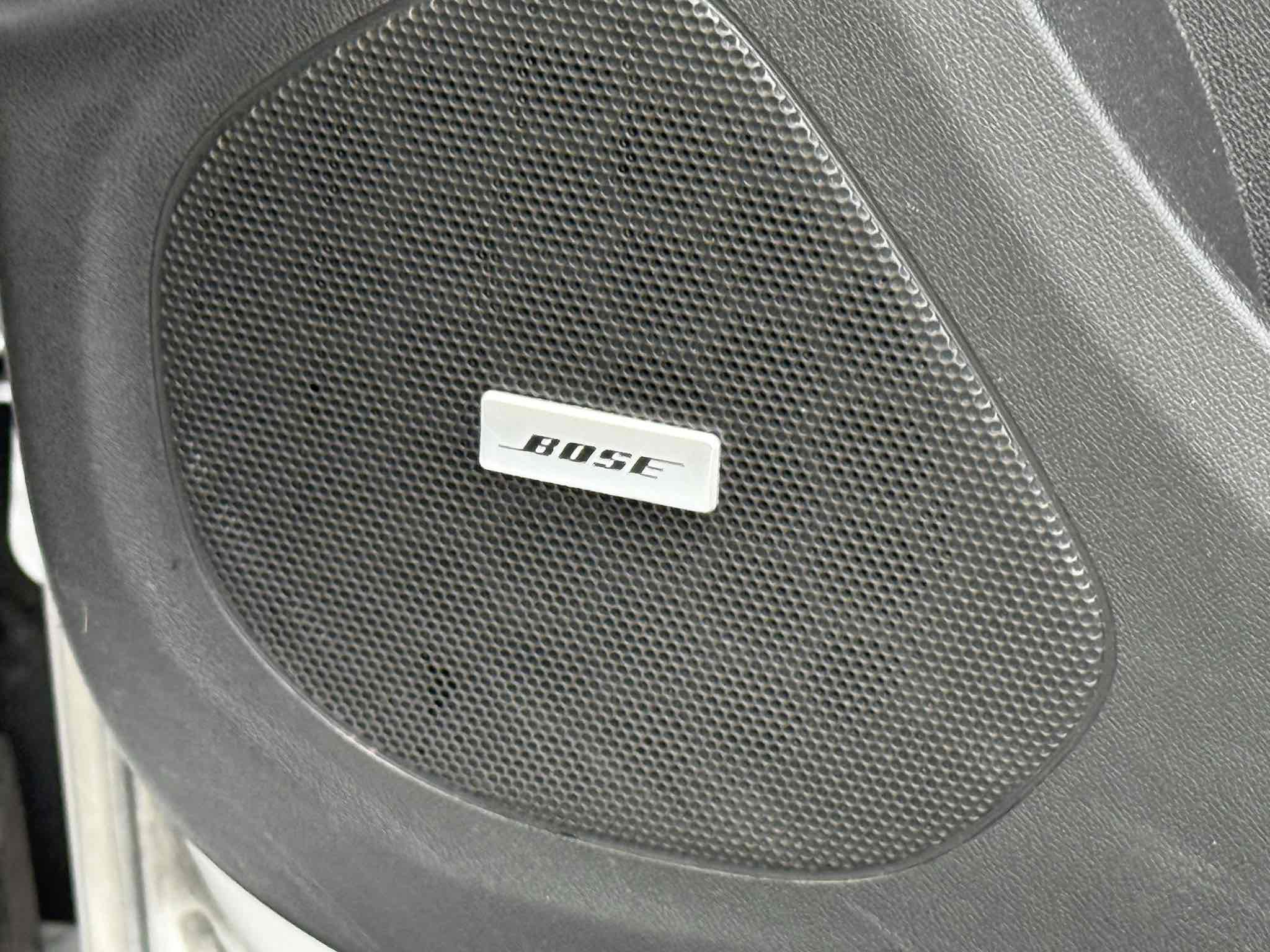 Used 2017 Chevrolet Volt Premier w/ Driver Confidence II Package FWD image 33