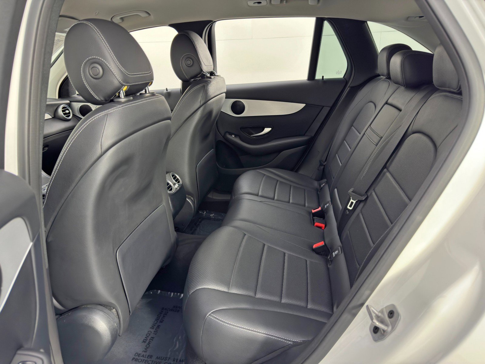 Used 2021 Mercedes-Benz GLC 300 image 39