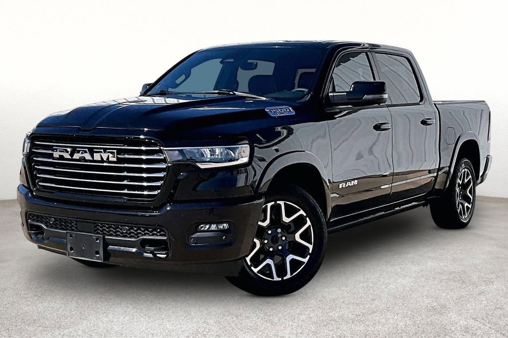 Used 2025 RAM 1500 Laramie w/ Laramie Southwest Edition AWD/4WD image 14