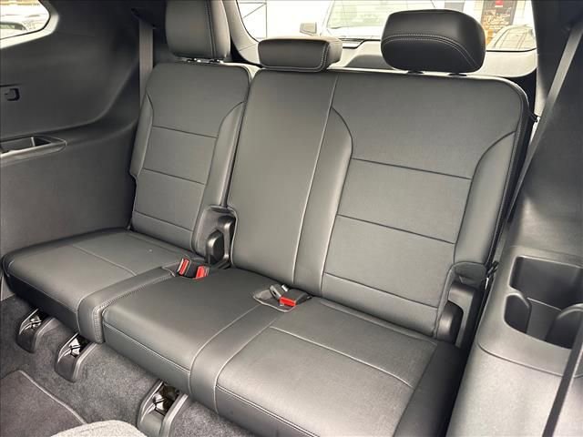 Used 2026 Buick Enclave Preferred w/ Power Package image 18