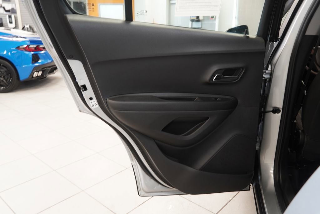 Used 2019 Chevrolet Trax LS image 20