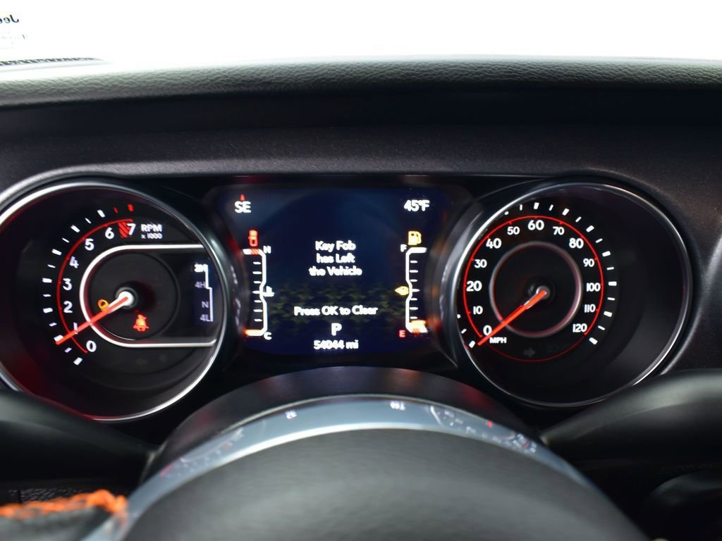 Used 2022 Jeep Gladiator Mojave w/ Trailer Tow Package image 12