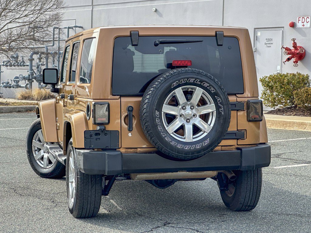 Used 2011 Jeep Wrangler Unlimited 70th Anniversary w/ Connectivity Group image 14