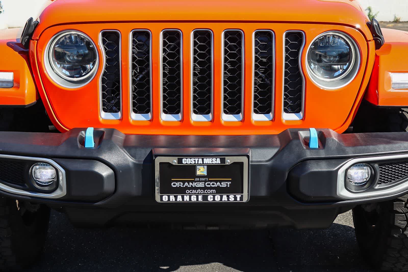 Used 2023 Jeep Wrangler Unlimited Sahara AWD/4WD image 9