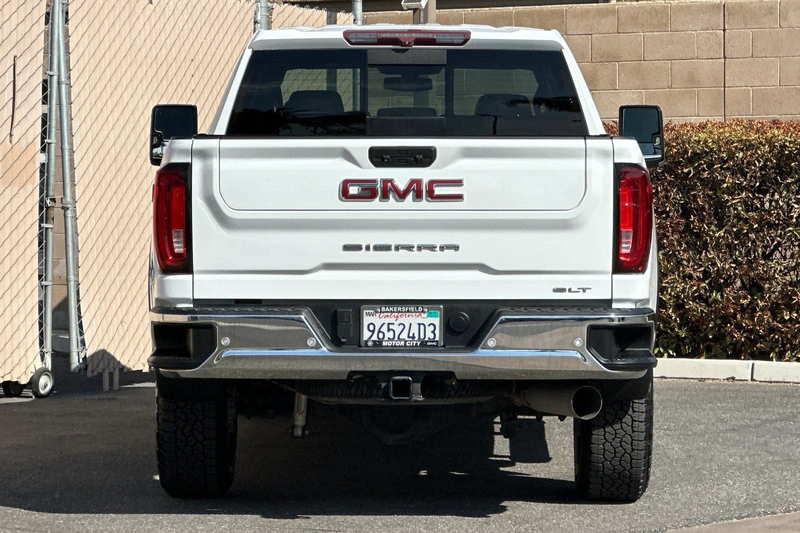 Used 2021 GMC Sierra 2500 SLT w/ SLT Preferred Package AWD/4WD image 5