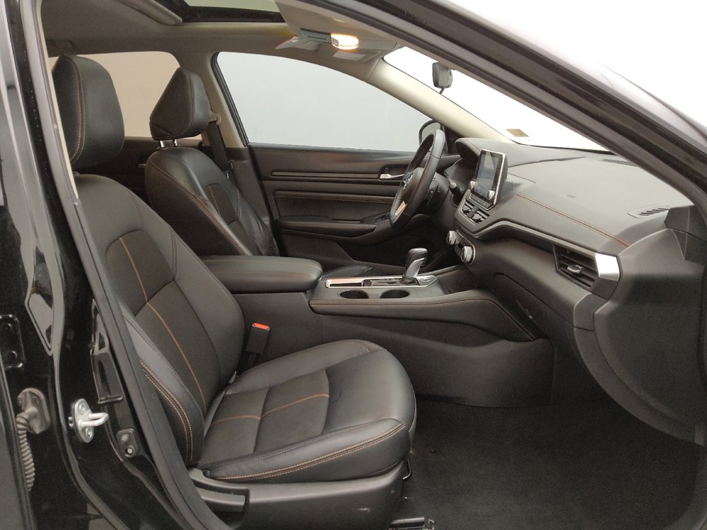 Used 2021 Nissan Altima 2.0 SR FWD image 21
