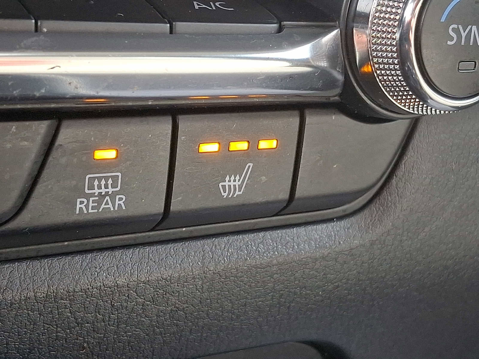 Used 2022 MAZDA CX-30 AWD 2.5 S w/ Premium Package image 19