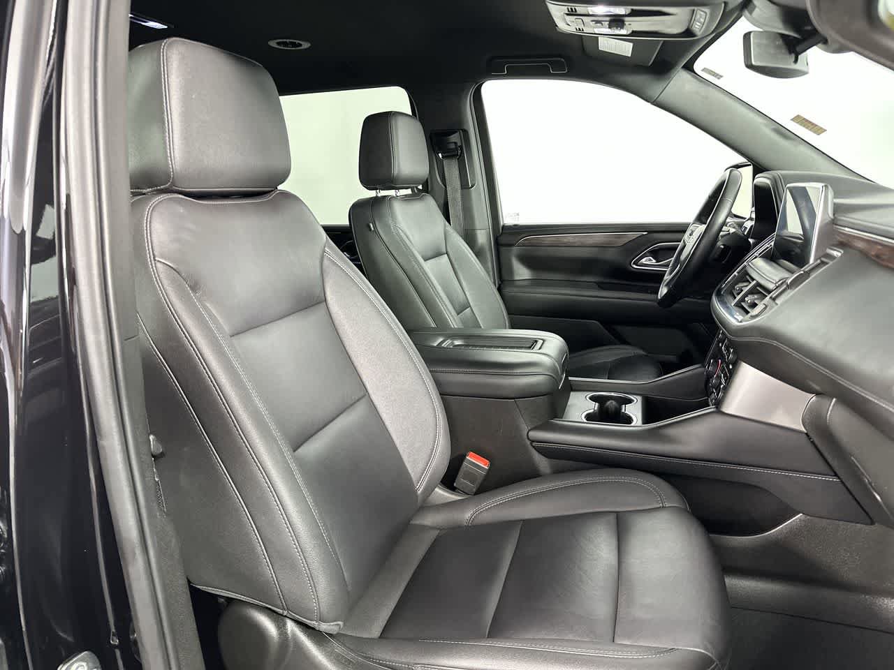 Used 2023 Chevrolet Tahoe LT AWD/4WD image 4