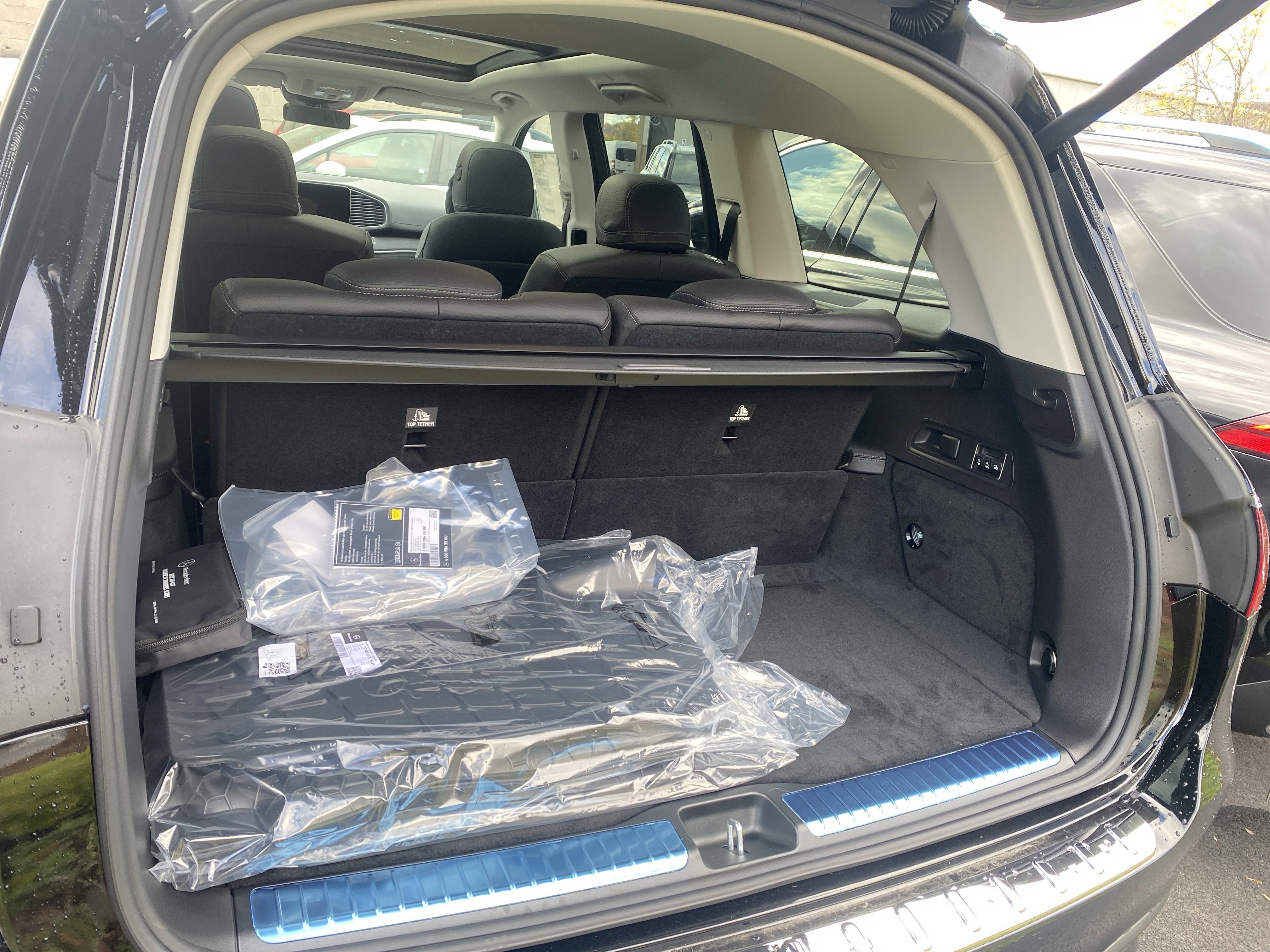 New 2026 Mercedes-Benz GLS 450 4MATIC image 33