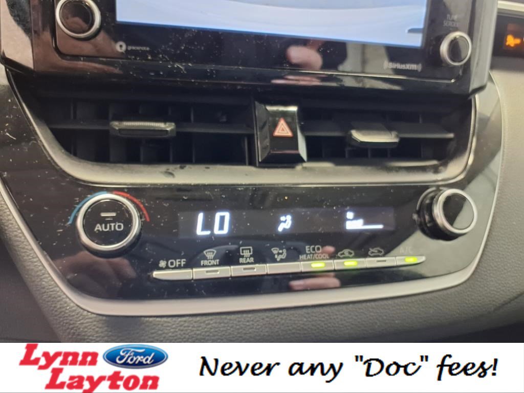 Used 2022 Toyota Corolla LE image 19