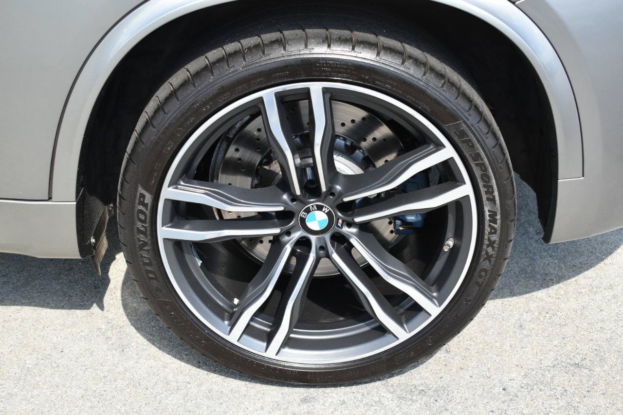 Used 2017 BMW X5 M AWD/4WD image 33