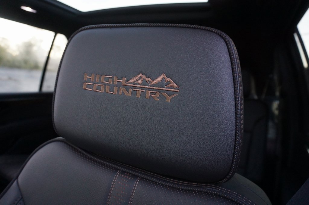 New 2026 Chevrolet Suburban High Country w/ Sun And Tow Package image 11