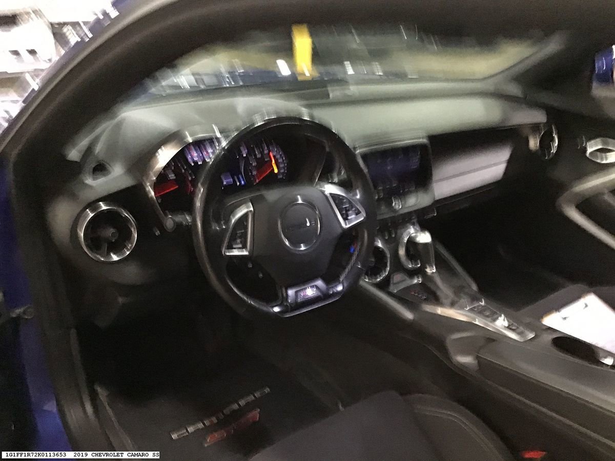 Used 2019 Chevrolet Camaro SS RWD image 10