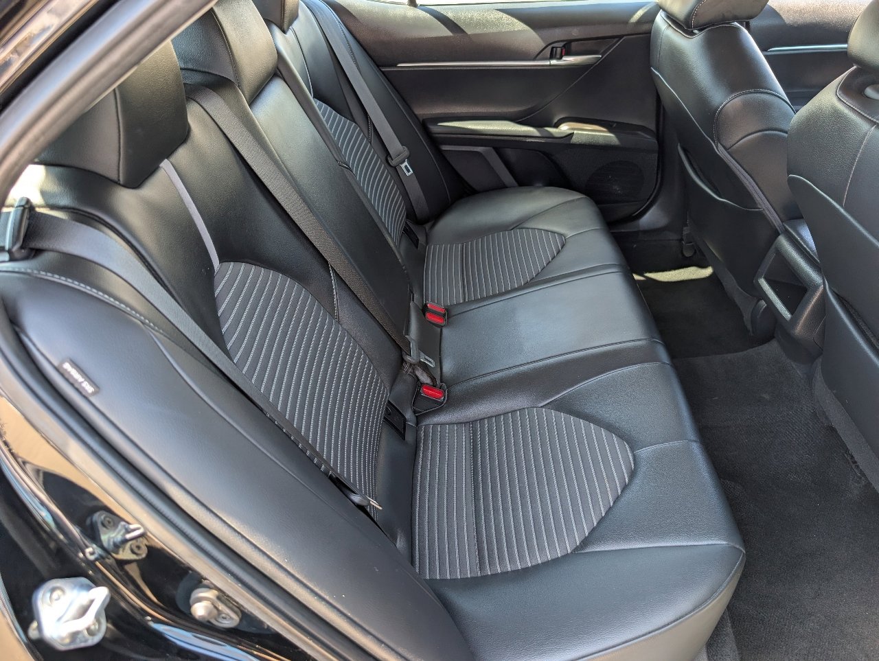 Used 2023 Toyota Camry SE image 5