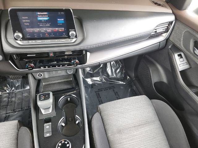 Certified 2021 Nissan Rogue SV AWD/4WD image 16