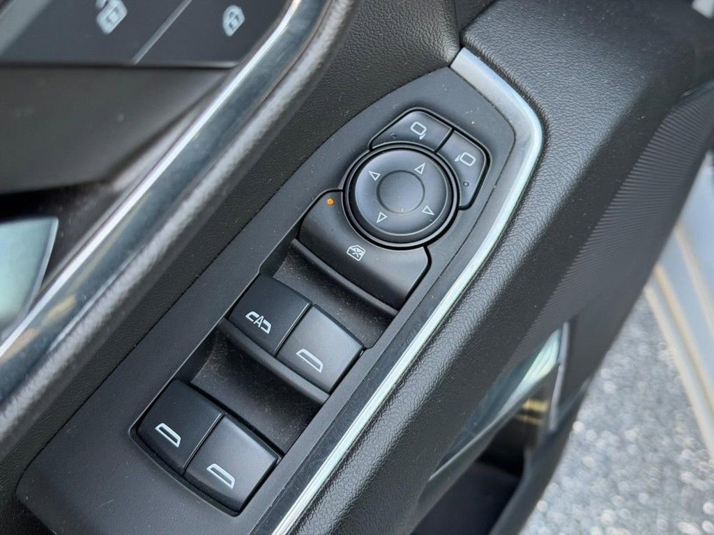 Used 2024 GMC Sierra 1500 Elevation image 24