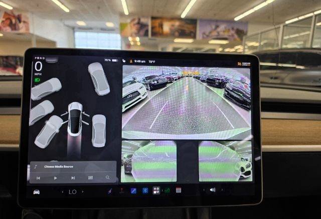 Used 2021 Tesla Model 3 Standard Range Plus RWD image 16