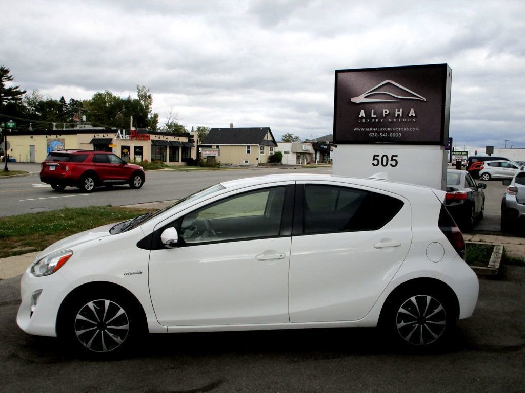 Used 2015 Toyota Prius C Two image 11