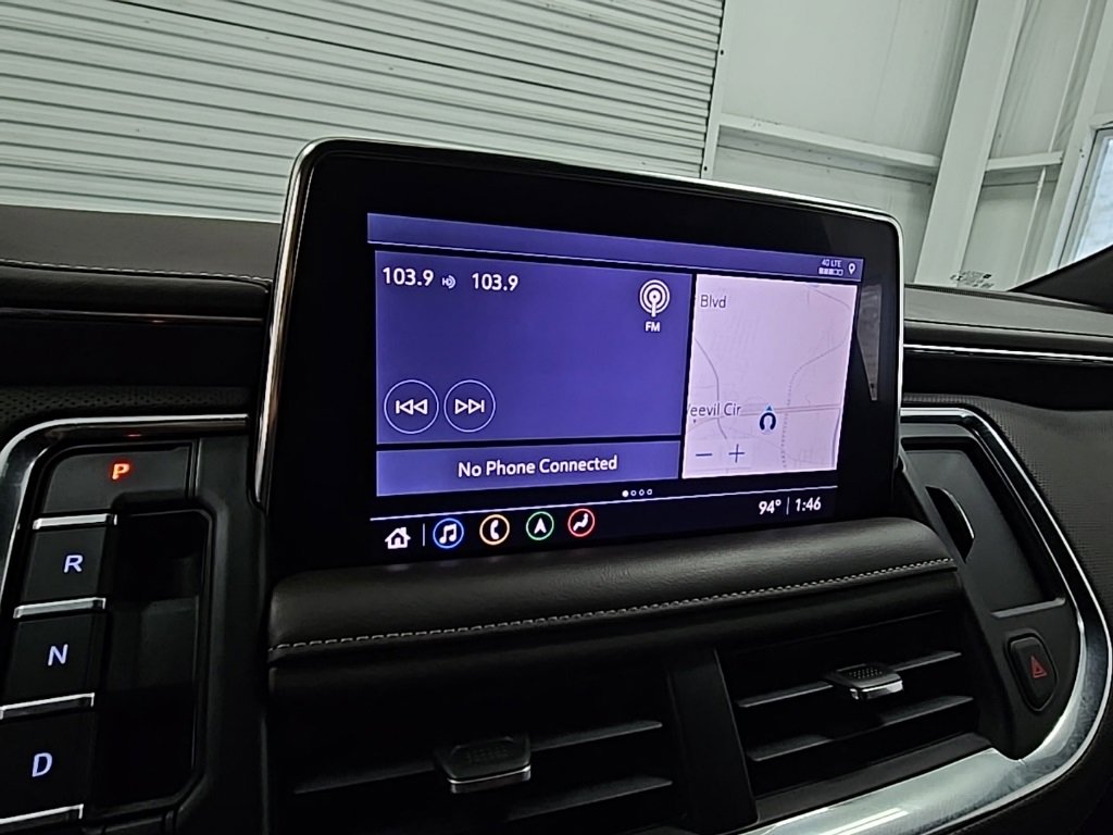 Used 2021 GMC Yukon XL SLT w/ SLT Premium Package image 13