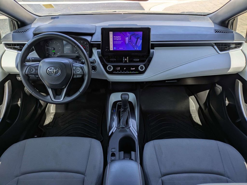Used 2023 Toyota Corolla SE image 17