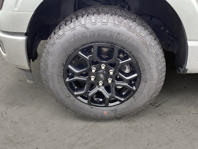 Used 2025 Ford F150 STX AWD/4WD image 14
