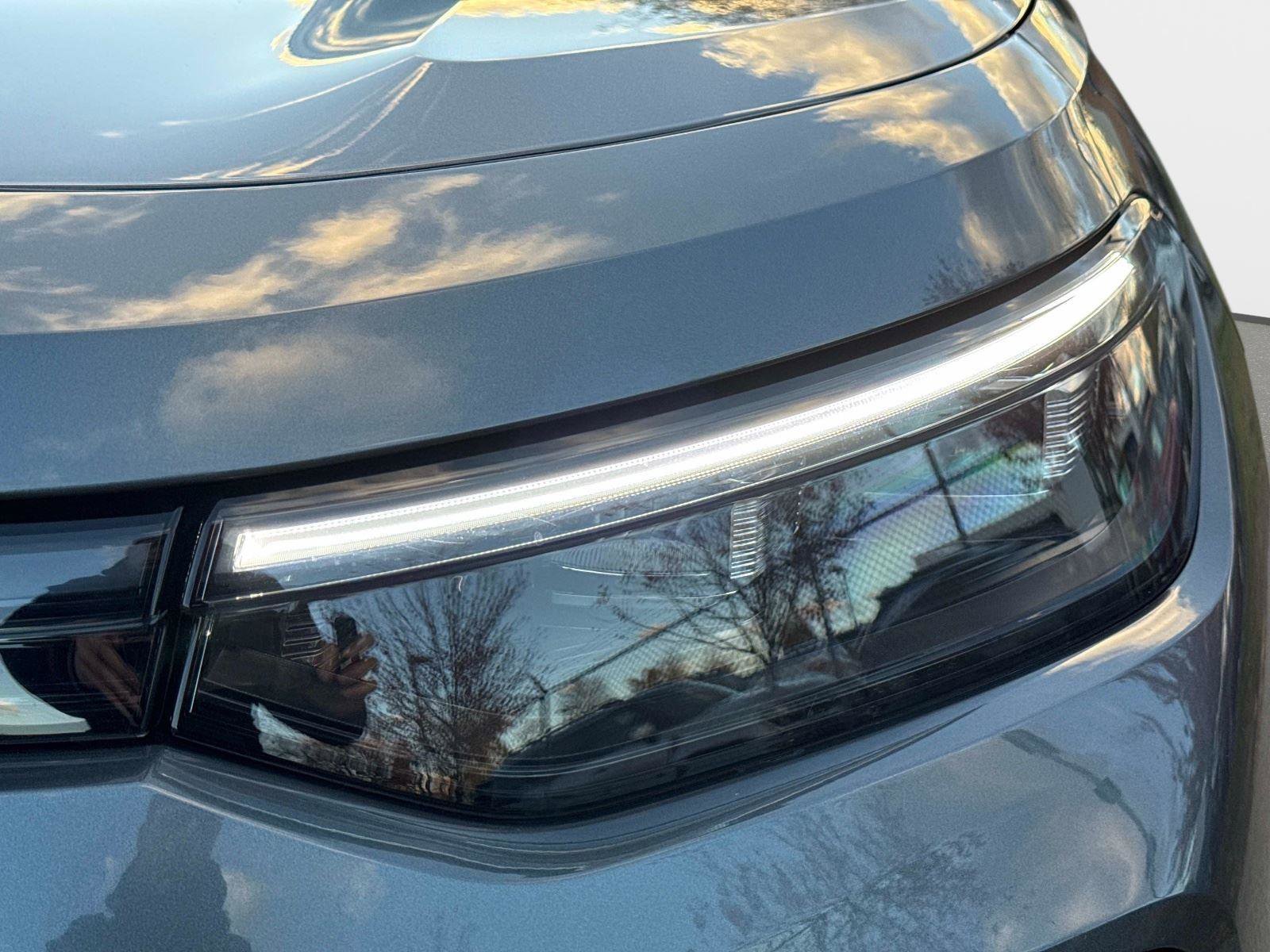 New 2026 Volkswagen Tiguan SE R-Line image 10