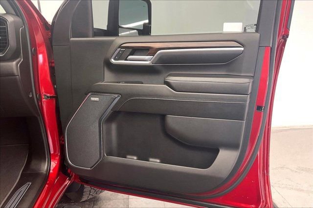 Used 2024 GMC Sierra 2500 SLT w/ SLT Premium Package AWD/4WD image 26