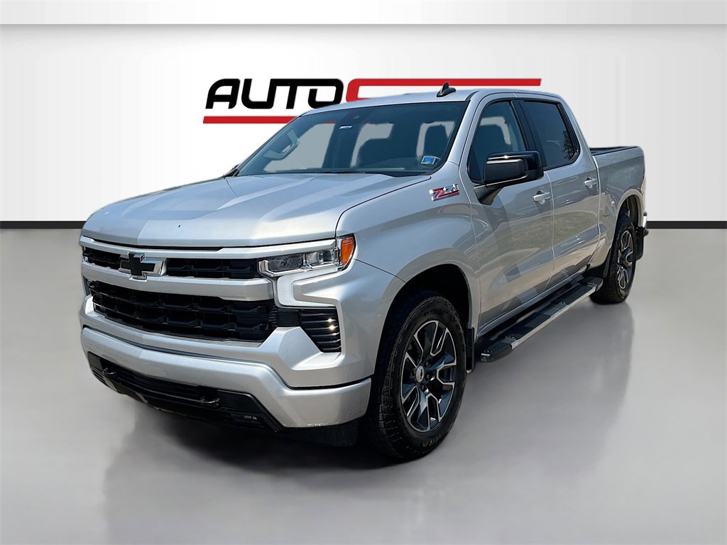 Used 2022 Chevrolet Silverado 1500 RST image 3